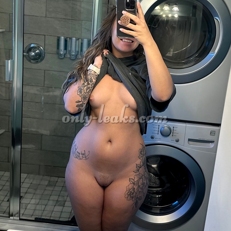 Bella Blessed (Goddess Bella Blessed, Goddess BellaB, BellaBlessed, Thebellablessed) - @goddessbellablessed | OnlyFans