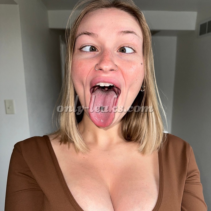 Alyssa Jewel (_Theholyshift) - @little.alyssa.jewel | OnlyFans