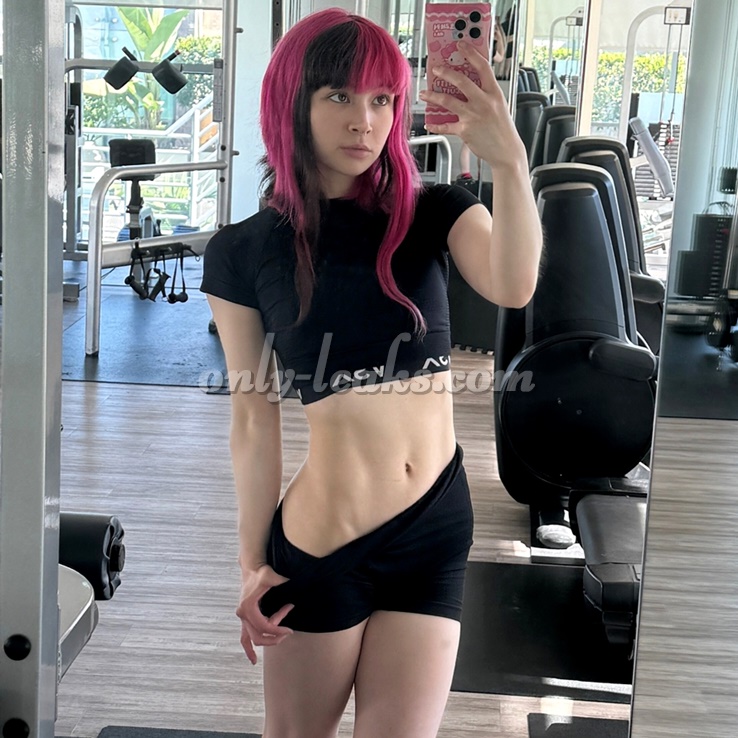 Yuki (Ywuukii, Mtndwr) - @yuwki | OnlyFans