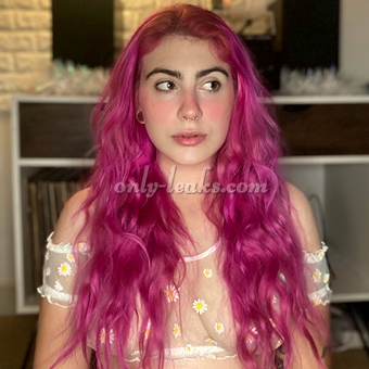 Alli - @allixmae | OnlyFans