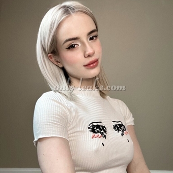 Leesi (LeesiBB, KhaleesiBB) - @leesibb | OnlyFans