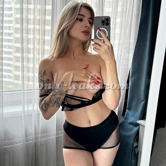 Lia Grace (LiaGraceSea) - @lia_wet_pussy | OnlyFans