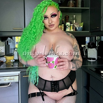 Nova The Nerd (NovaTheNerd) - @novathenerd | OnlyFans