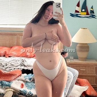 Nicole (NicoleT, TheNicoleT, N.e.t, TheNicoleT_) - @thenicolet | OnlyFans