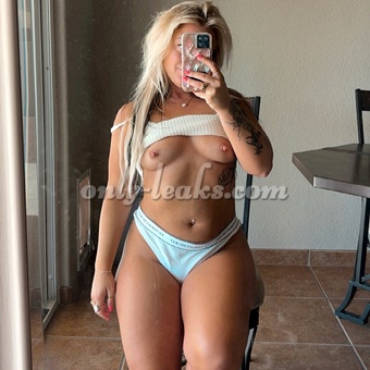 Arizona Mae (Arizona La Fleur, Zonamaeee, Zona_maeee) - @zonamaeee | OnlyFans